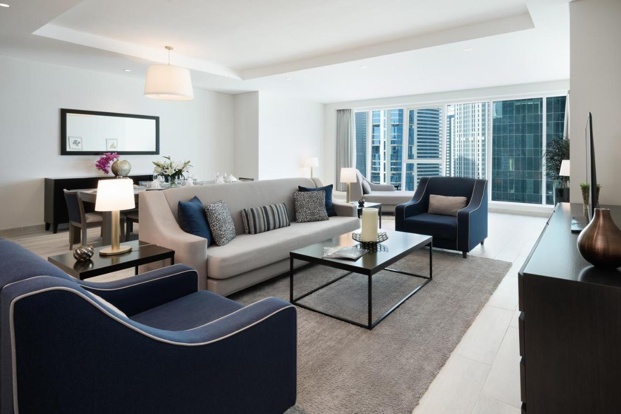 Centara West Bay Hotel & Residences Doha Exterior foto Living room