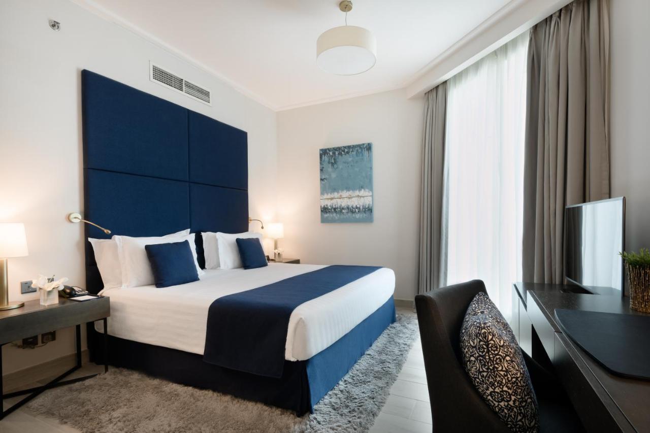 Centara West Bay Hotel & Residences Doha Exterior foto Deluxe room