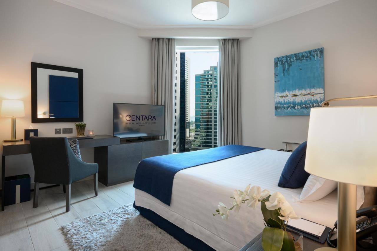 Centara West Bay Hotel & Residences Doha Exterior foto A bedroom at the hotel